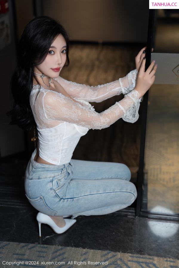 杨晨晨 sugar小甜心CC [XiuRen]高清写真图 2024.09.10 No.9140 杨晨晨Yome 牛仔裤美臀第15张图片